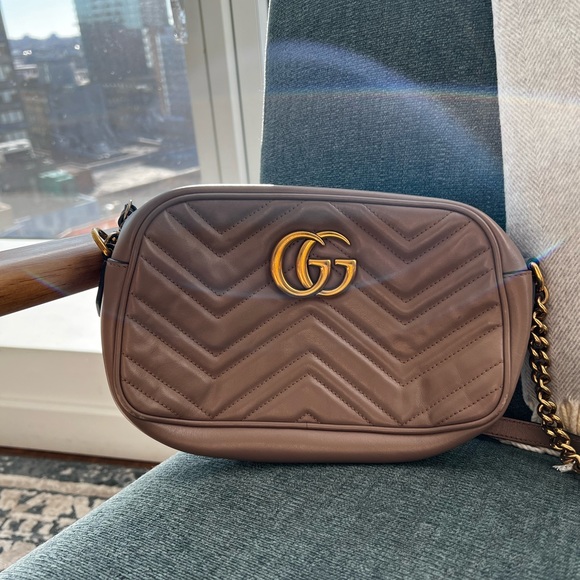 Gucci Handbags - Used Gucci Marmont Small Shoulder Bag